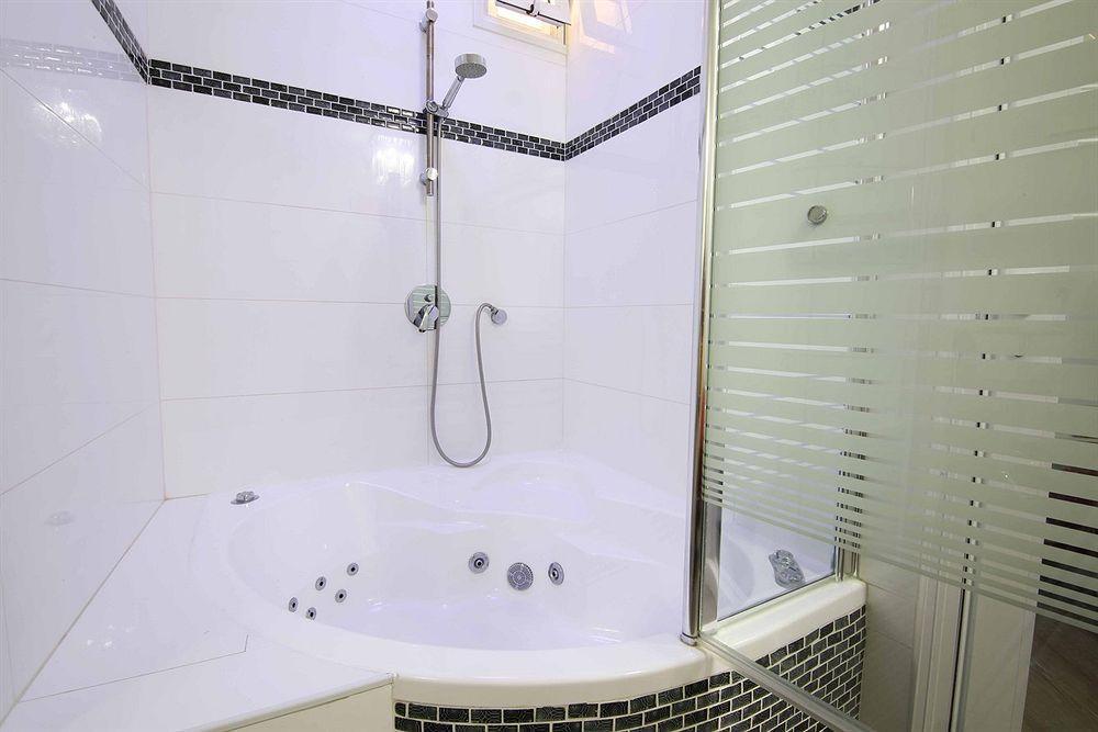 Sea Plaza Residence ハイファ エクステリア 写真